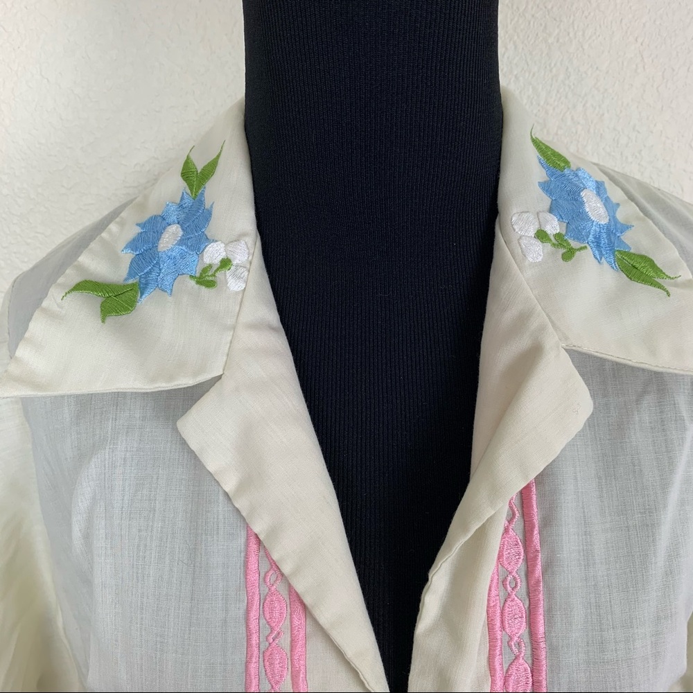 Vintage Floral Robe - Picture 9 of 11